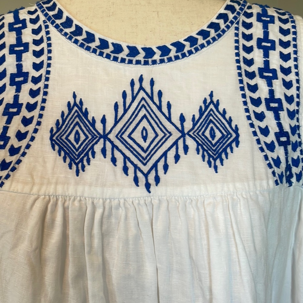 J.Crew factory linen size 6 top